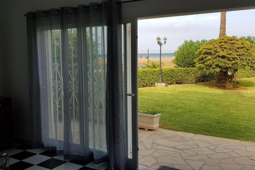 Playa Del Sol-Casa Playa Villa Denia Exteriör bild